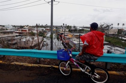 Tras la devastación, el Gobierno de Puerto Rico le agrega el toque de queda y la represión