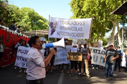 Mendoza: Vitivinícolas y Asambleas se movilizan por sueldo digno y agua pura