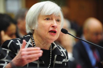 FED: "fin de los estímulos económicos" y suba de tasas antes de fin de año