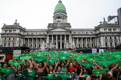 El proyecto libertario contra el aborto legal ¿caerá más rápido que la Ley Ómnibus?