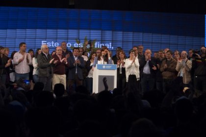 Precarización y otras "herencias": aportes para pensar el techo electoral de CFK