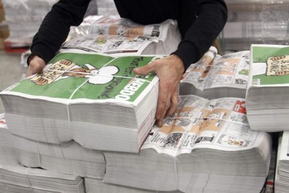 Semanario francés Charlie Hebdo sale nuevamente a la venta con una masiva tirada