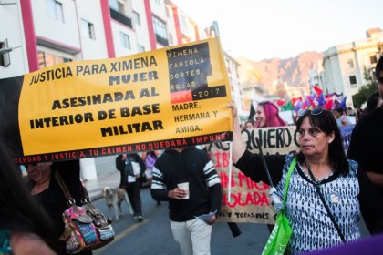 Familiares de víctima de femicidio fueron parte de la marcha del 8M en Antofagasta