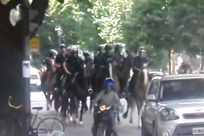 La Plata: Policía de Vidal reprime a trabajadores frente a la Legislatura