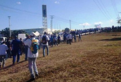 Ni el chavismo ni la oposición de derecha traen soluciones. Hace falta abrir una perspectiva de los trabajadores