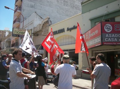 Manifestación de cadetes en Bahía Blanca