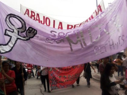 UNJU: La Secretaria de la Mujer marcha contra la reforma previsional