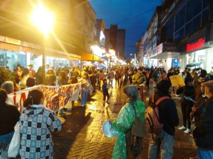 Cacerolazo exige la libertad de los obreros azucareros