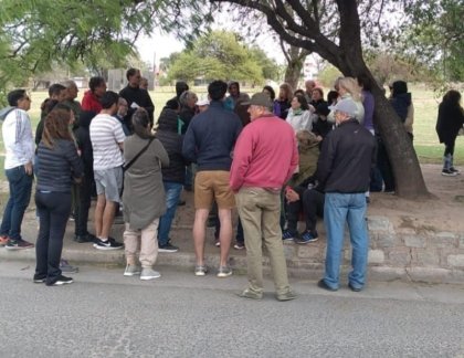 Vecinos se organizan en contra de la privatización del Parque de la Vida