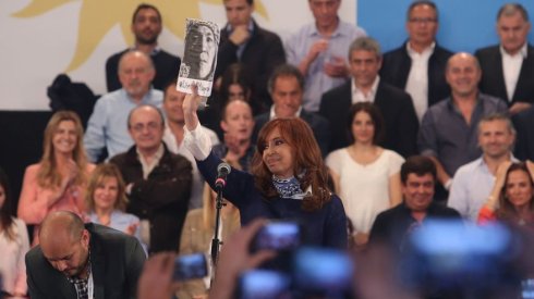 Pasaron cosas | Cristina Kirchner, años atrás, en campaña | Foto Santiago Hafford - La Nación