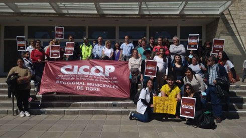 La asamblea fue convocada por empleados de los Centro de Atención Familiar y Salud (CAFyS) y del Centro de Salud de Troncos del Talar.