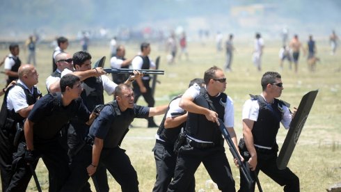 Parque Indoamericano: represión conjunta de la Federal y la Metropolitana