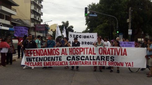 Movilización en defensa del hospital Oñativia