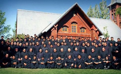 Instituto del Verbo Encarnado fue fundado el 25 de Marzo de 1984, en San Rafael, Mendoza, Argentina