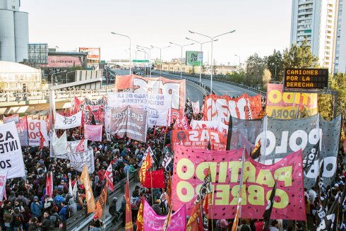 Corte del Puente Pueyrredón en el paro nacional del 25 de septiembre 2018. 