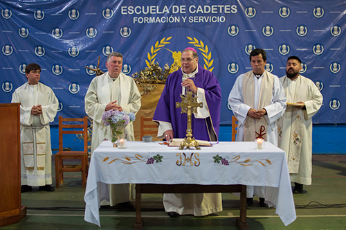 Lorenzo con obispo Bochatey, auxiliar de La Plata 