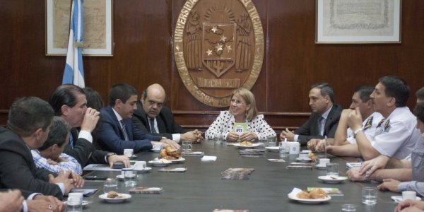 La Universidad presentó “plan de seguridad” con la Policía y la Provincia