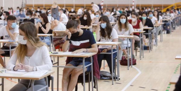 La escuela (capitalista) donde no se puede “perder” ni un minuto