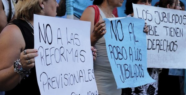 Trabajadores de la educación vamos al paro nacional y movilización