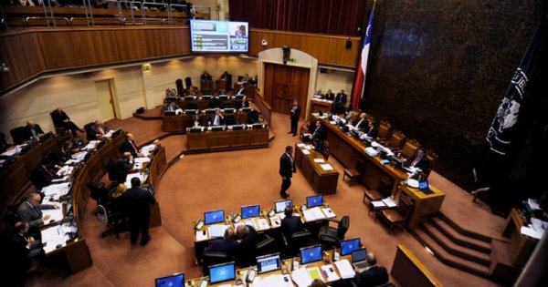 Más de 6 mil millones pagaron los senadores por asesorías externas durante 5 años