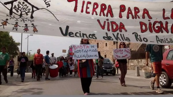 Córdoba: Amenaza de desalojo para familias en Anisacate