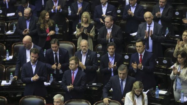 Uno por uno, los 127 diputados que votaron contra los jubilados