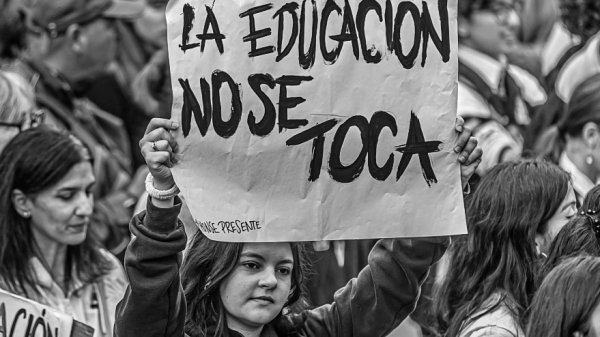 Asamblea SITEPSa votan adherir al paro y movilización del 2 de octubre en defensa de la educación pública