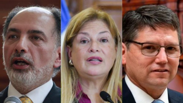 De Acusaciones y supremos: Parlamentarios ingresarán acusaciones contra Vivanco,Matus y Muñoz