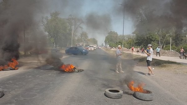 Moreno: trabajadores de la UPA 12 cortaron la ruta 24 en defensa de la salud pública