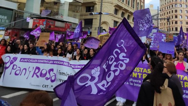 El 8M arranca con fuerza con masivas manifestaciones estudiantiles en todo el Estado