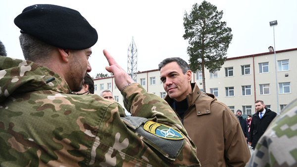 Dato mata relato: el gasto militar es protagonista de los presupuestos "con más gasto social de la historia"