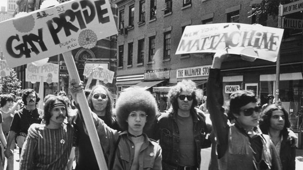 ¿Qué pasó el día después de Stonewall?