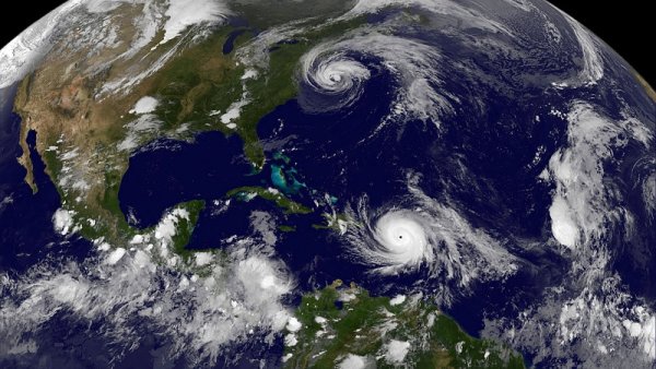 El huracán María azota Puerto Rico con vientos de 250 kilómetros por hora