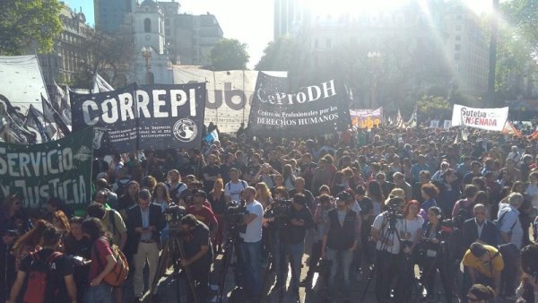 [VIDEO] Caso Maldonado: acto del Encuentro Memoria, Verdad y Justicia en Plaza de Mayo