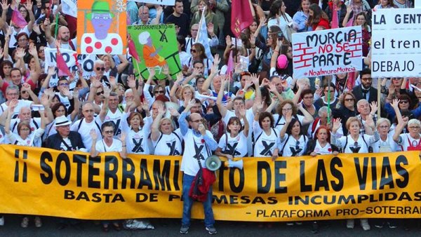 Continúa la rebelión contra el muro en Murcia