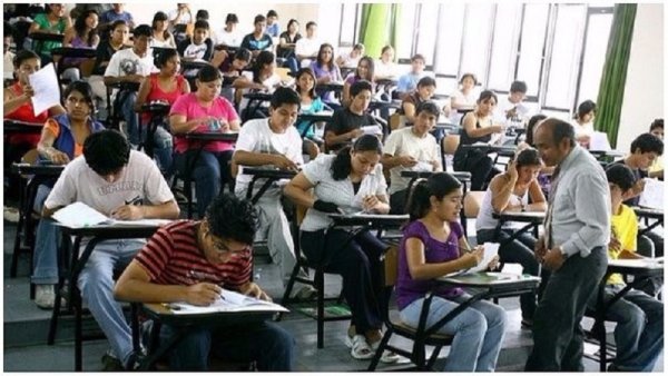 Ley Universitaria del Perú: Aumenta a 75 años la edad límite para las y los docentes