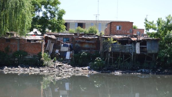 El Riachuelo y el agua que no has de beber: breve relato de la cuenca más contaminada del país