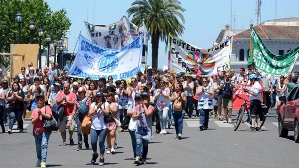 Tigre: Docentes y auxiliares realizaron paro contra la violencia en las escuelas