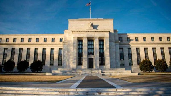 FED: la suba de la tasa de interés se espera en "el futuro cercano"