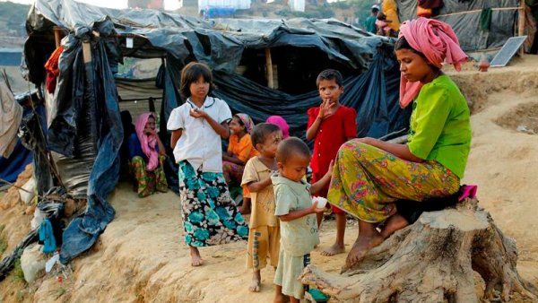 Bangladesh enviará a una isla desierta a miles de refugiados rohinyás