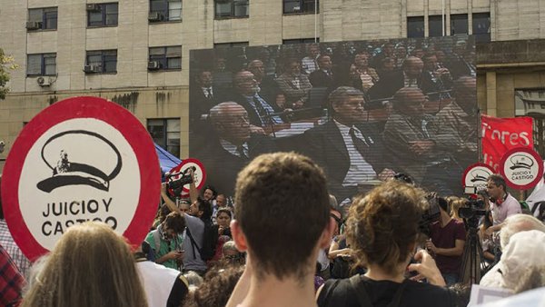 Cinco represores condenados por la causa ESMA fueron excarcelados 