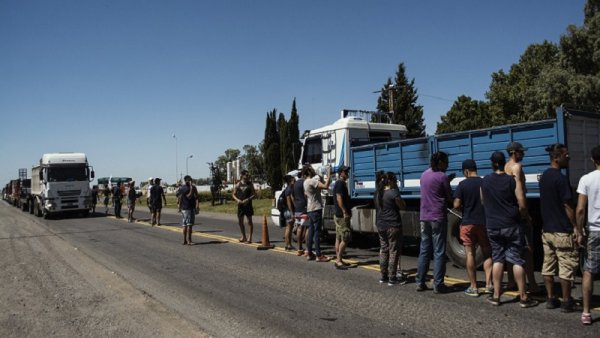 Fanazul: piquetes, bronca y lucha obrera en bastión electoral de Cambiemos