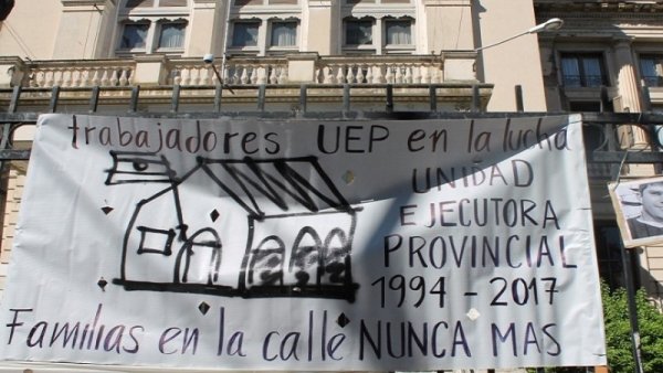 Vidal disuelve la UEP: cientos de familias en la calle y otro ataque a la educación pública