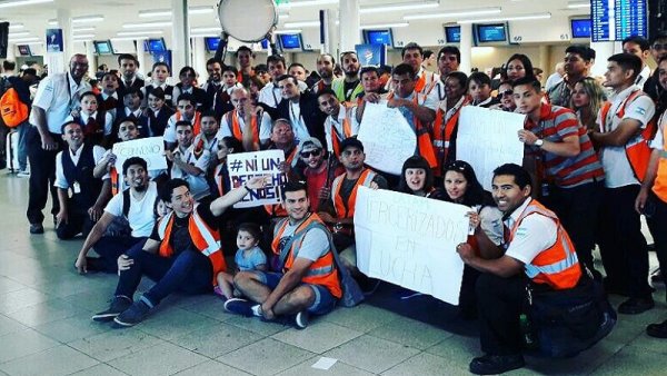 Aeropuertos en lucha