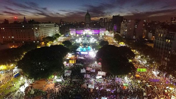 [Fotogalería] Primeras imágenes de un 8M multitudinario