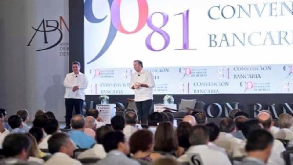  José Antonio Meade no pudo eludir hablar de corrupción e impunidad