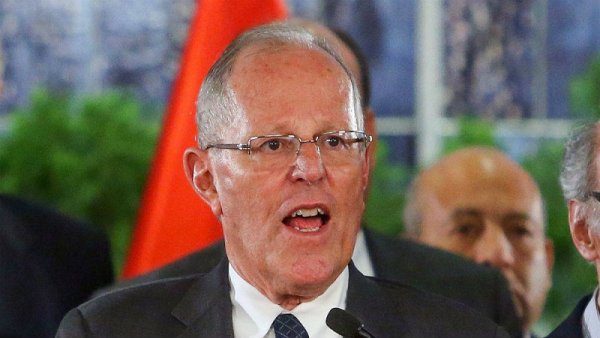 ¿Cae Kuczynski? Videos ponen en evidencia la descomposición del ejecutivo y del parlamento peruano