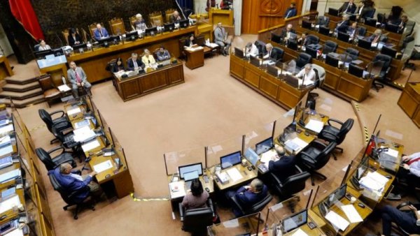 Media sanción: Senado chileno aprobó la reducción de jornada laboral con concesiones a los empresarios