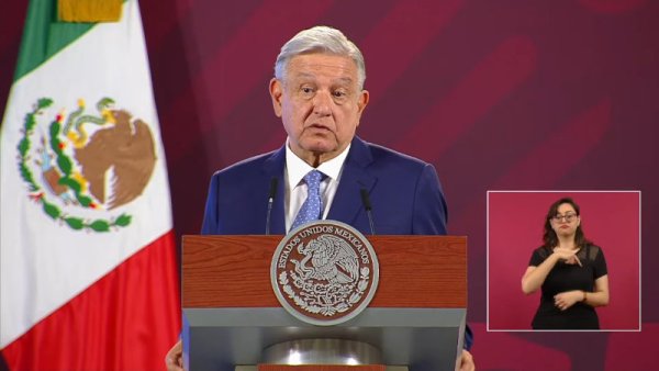 AMLO se lanza contra SCJN en la mañanera