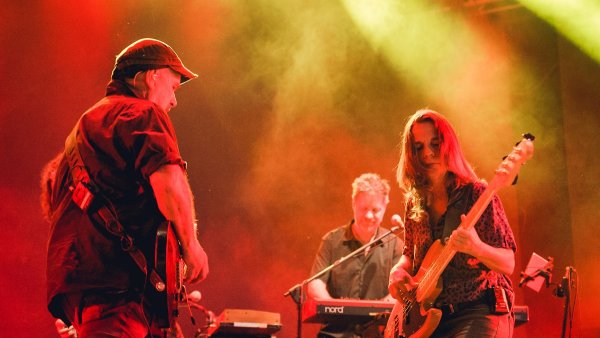 Rock en Baradero: el escenario que abraza a consagrados con artistas emergentes